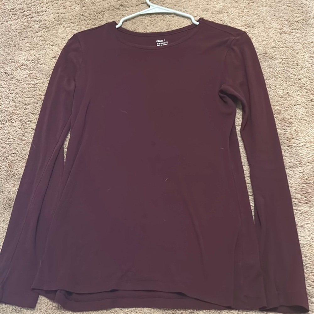 burdundy long sleeve shirt
